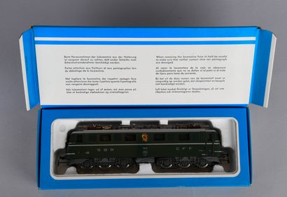 null MARKLIN.
SBB CFF 11414 Bern electric locomotive, green, HO.
Reference no. 3050.
Very...