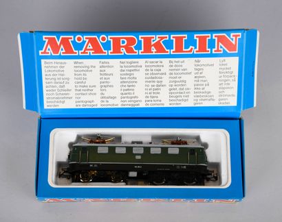 null MARKLIN.
DB 141 211-3 green locomotive, HO.
Reference: 3037.
Very good condition.
In...