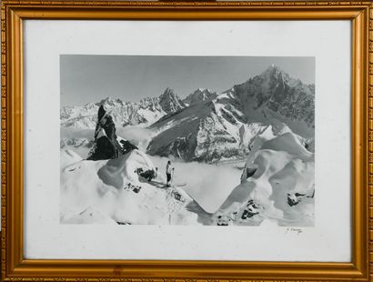 null Georges II TAIRRAZ (1900-1975)
Panorama taken from Le Brévent [Skier], circa...