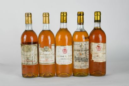 null SAUTERNES. 
Reunion of five bottles: 
- Château de Rolland, 1976 vintage, one...