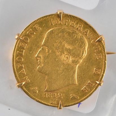 null 1 Pièce 40 francs or Napoléon Ier monté en broche. 16 g