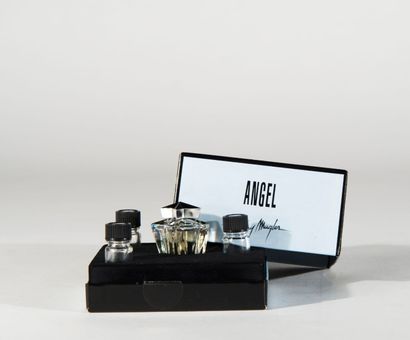 Thierry MUGLER Angel, boîte d'échantillons: une miniature Angel et trois flaconn...