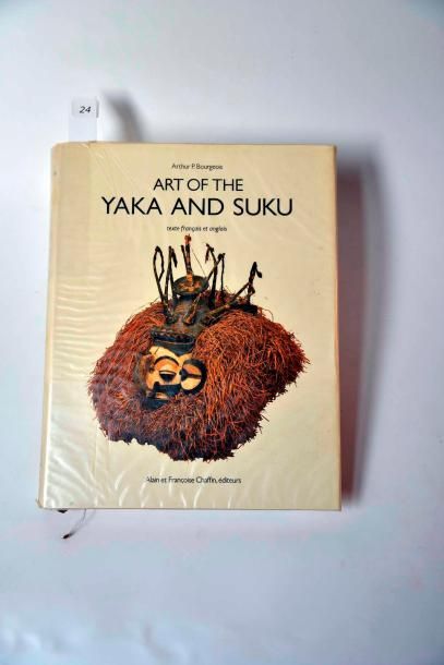 BOURGEOIS P. Arthur. : « Art of Yaka and Suku » Chaffin 1984. null