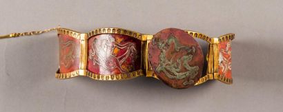 Théodore CHANUT (1872 - ?) Bracelet monture en laiton orné de plaques cintrées en...