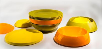 null Villeroy & Boch - Modèle " avant garde " en céramique orange et vert.