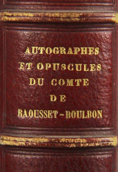 RAOUSSET-BOULBON (Comte Gaston de) Importante correspondance et nombreuses pièces...