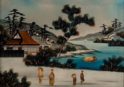 JAPON Deux paysages peints en fixé sous-verre avec personnages photographiés. Début...
