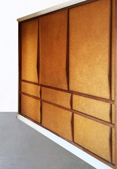 Charlotte PERRIAND (1903-1999) Importante façade de placard, la structure à glissières,...