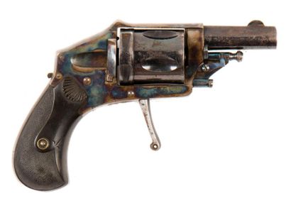 null Revolver Velodog, 6 coups, calibre 320 Plaquettes de crosse en ébène quadrillé....