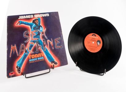 null 1 disque 33t de James Brown signé sur le macaron, 33t Sex Machine Today (Polydor)...
