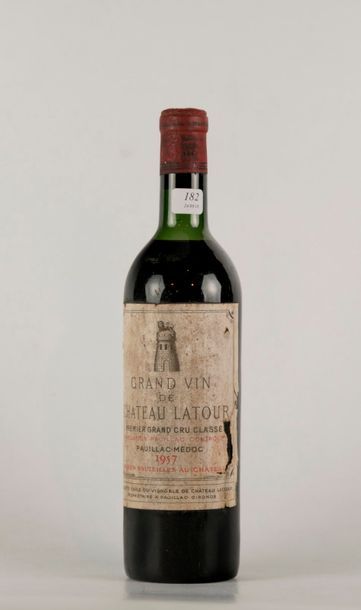 null 1 Bt Château Latour, Pauillac Médoc, 1957. (niveau TLB, étiquette tâchée et...