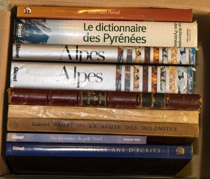 null (MONTAGNE 17).
Lot de 9 livres. Dictionnaire des Pyrénées, Alpes, la route des...