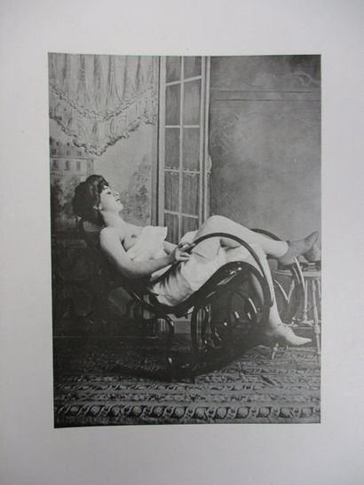 null (Curiosa) - Album. Les beautés de la femme. S.l., s.n. (1905). 3 volumes in-4°,...