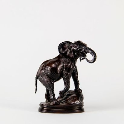 D'après Antoine Louis BARYE (1795-1875) Eléphant barrissant en bronze à patine brune.
XIXème...
