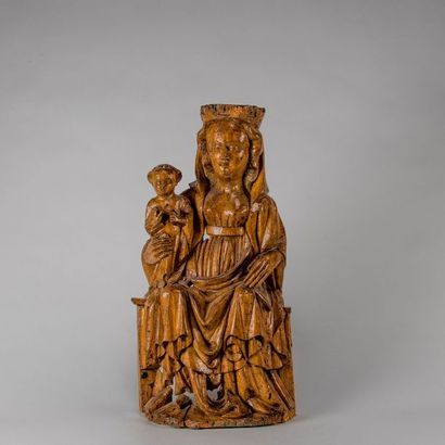 Espagne du Nord ou Pyrénées Orientales, probablement XVème siècle Vierge à l'Enfant,...