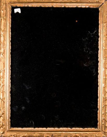 null Miroir, le cadre en bois doré décor à la Berain. XVIIIème siècle. 53x41 cm....