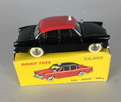 null Dinky Toys France, taxi " Ariane" Simca 24ZT ref 542, noire toit rouge, complète,...