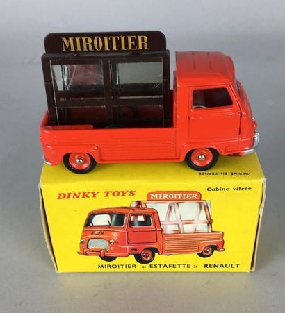 null Dinky Toys France, Miroitier " Estafette" Renault ref 564, rouge orangé, complet,...