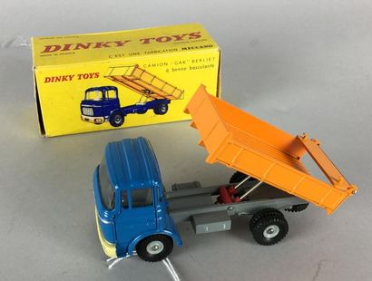 null Dinky Toys France, Camion "GAK"Berliet à benne basculante, réf 585, orange et...