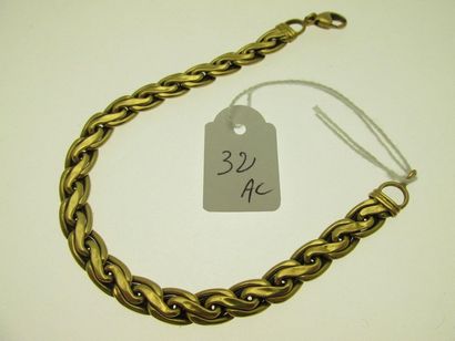 1 flexible flat link bracelet, gold, humpbacked...