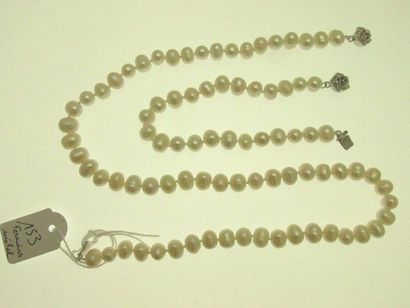 1 collier 1 bracelet de perles de culture...