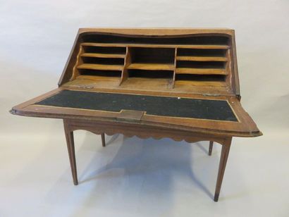 Bureau Donkey back desk in natural wood with net and star inlays with one flap and...