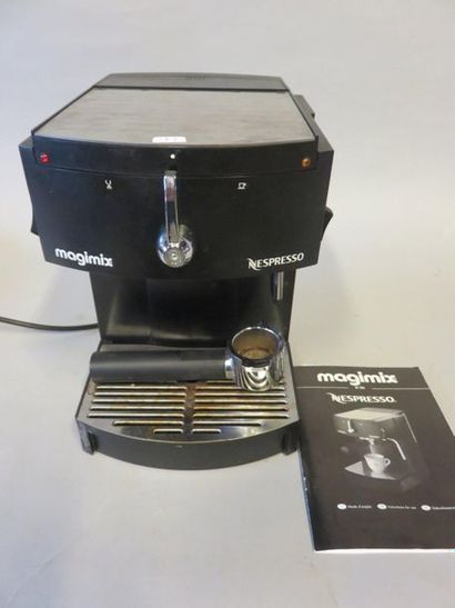 null Machine à café Magimix Nespresso.