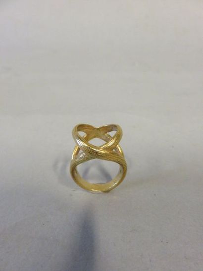 Bague Gold ring with two rings, 10,7 grs and six balls to be adapted to the ring,...