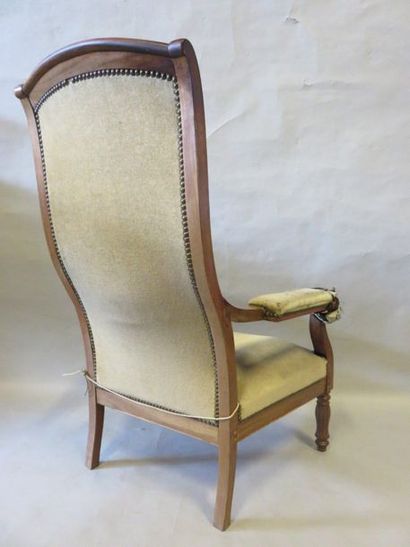 FAUTEUIL Voltaire armchair in mahogany veneer (bad condition).