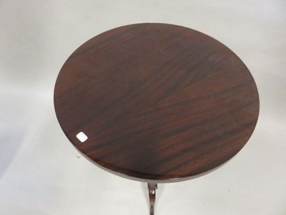 * Table basse Walnut coffee table with curved legs (50x55x36 cm), swing and tripod...