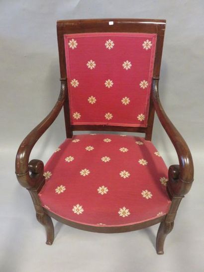 * Fauteuil Mahogany armchair upholstered in red fabric with spiked armrests, sword...