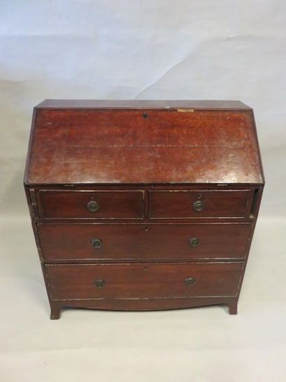 COMMODE Scriban chest of drawers with one flap and four drawers. (accidents and misses)...