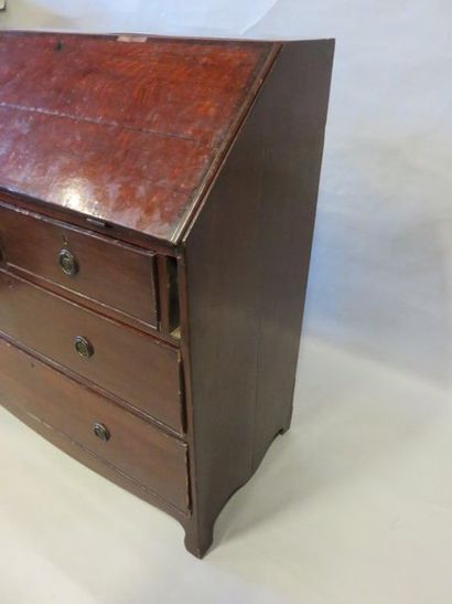 COMMODE Scriban chest of drawers with one flap and four drawers. (accidents and misses)...