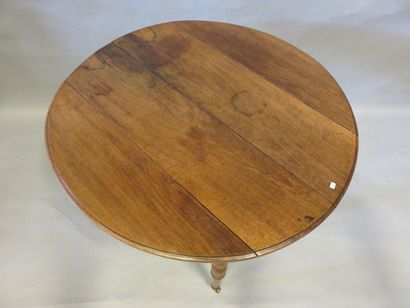 Table Table de salle à manger en bois naturel à deux abattants. 73x96x51 cm (ouverte...