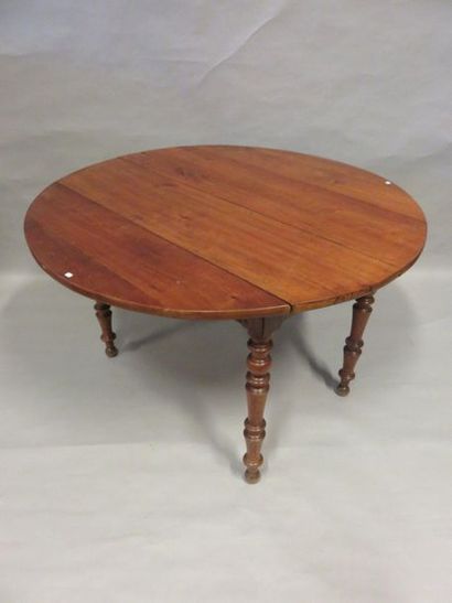 Table Table de salle à manger en bois naturel à deux abattants. 74x120 cm