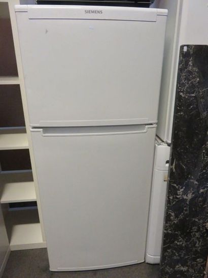 null SIEMENS refrigerator. 140x60x60 cm