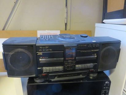 null Radio cassette JVC.