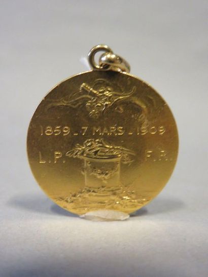 MÉDAILLE Gold medal engraved 1859-7 March-1909. 13 grs.