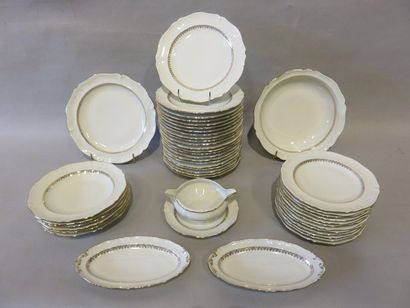 * Service White Limoges porcelain dinner service with gold edging. 51 pieces