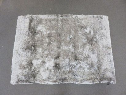 TAPIS Tapis gris Poltronesofa (usures). 230x160 cm