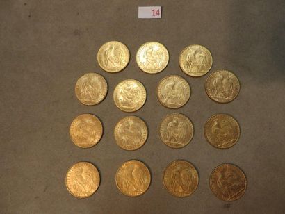 null Quinze pièces de vingt francs français en or Coq de 1901 à 1912 (97gr)