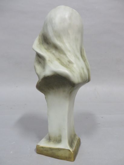 null Tête de femme en porcelaine autrichienne. 25 cm