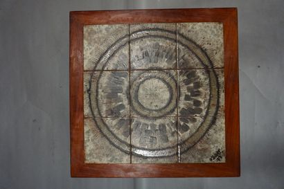 Danemark Ox-Art Table basse danoise en bois et plateau en céramique orné d'un motif...
