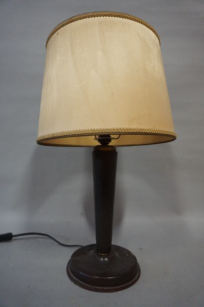 Lampe Lampe de bureau gainée de cuir marron. 50 cm
