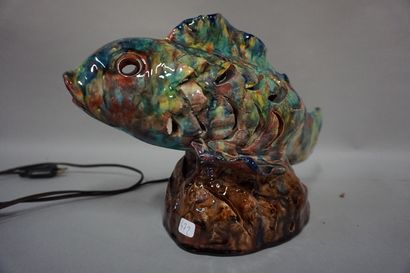 null Fish" lamp in polychrome earthenware. 20x31x16 cm