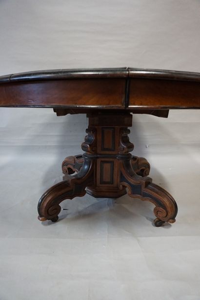 TABLE DE SALLE A MANGER Table de salle à manger ovale à pied central en bois naturel...