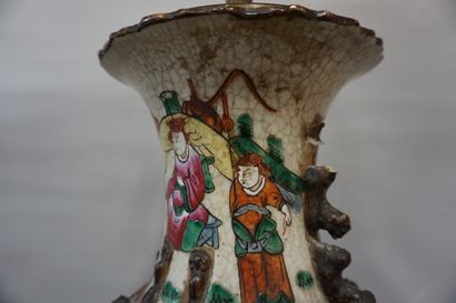 null Lampe vase en céramique de Canton (manques). 60 cm