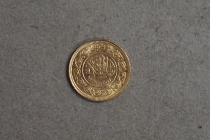 null Une pièce egyptienne en or (1,6grs)