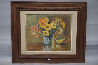 null Ecole XXe : "Bouquet", huile sur panneau, sbd. 34x40 cm