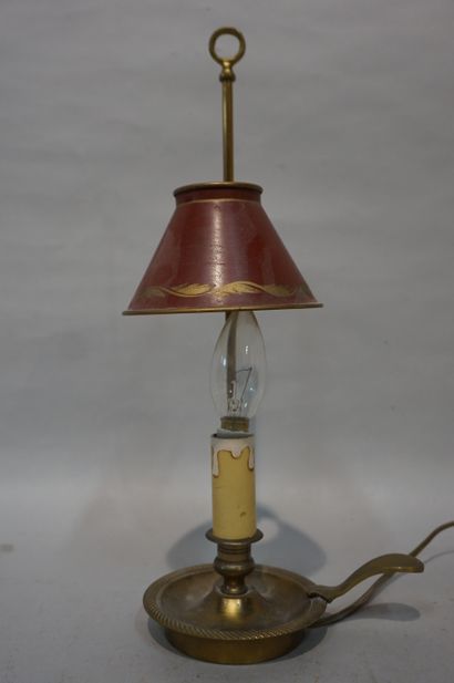 null Lampe bouillotte en tôle rouge. 38,5 cm